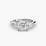 Inel Three-Stone cu Accent Baguette