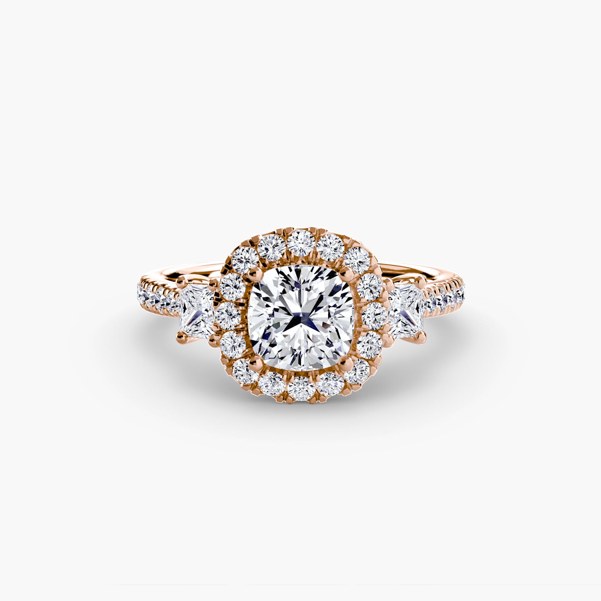 Inel Three-Stone cu Halo